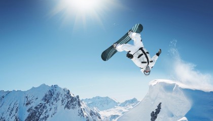 kaiyun sports-德甲关键对决，斯图加特强势冲欧，法兰克福残阵求稳