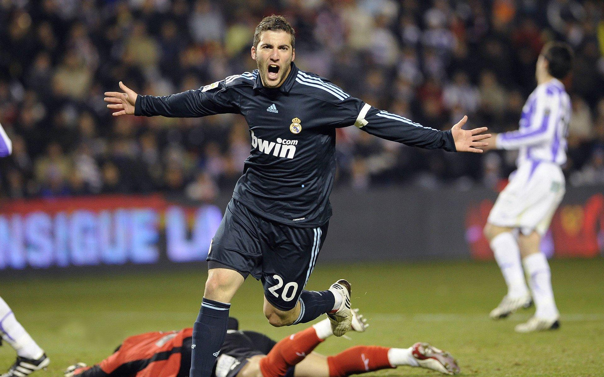 费尔明盛赞队友，霍安太厉害了，我们很高兴他是我们这边的！