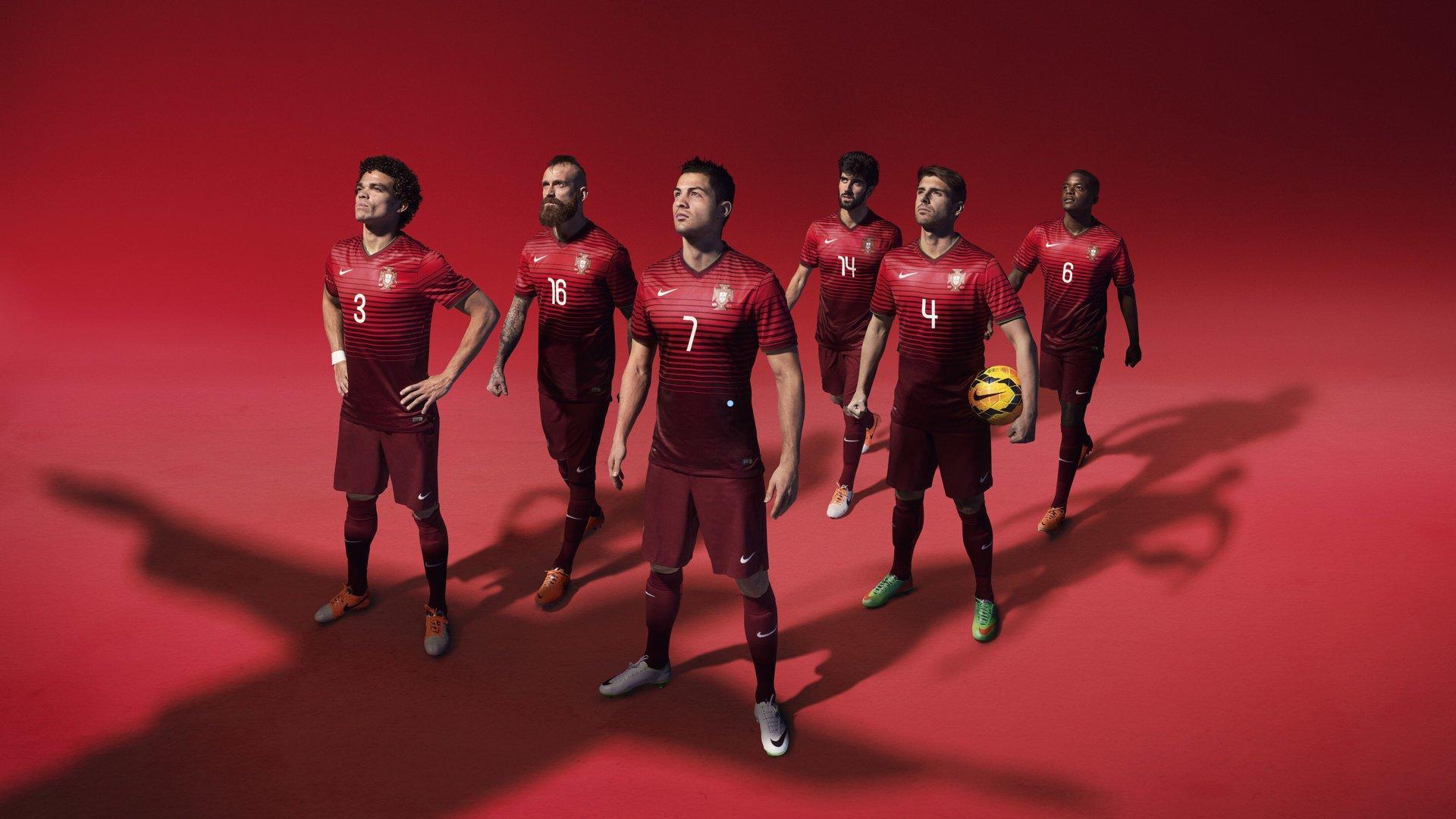 光影定格,一记发球如何照亮深夜的赛场